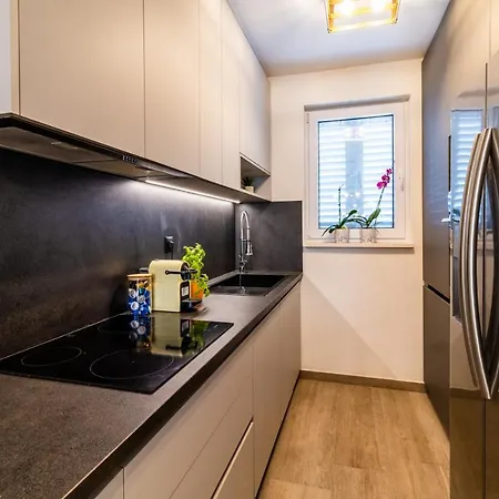 The One * スプリト