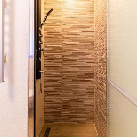 The One * スプリト