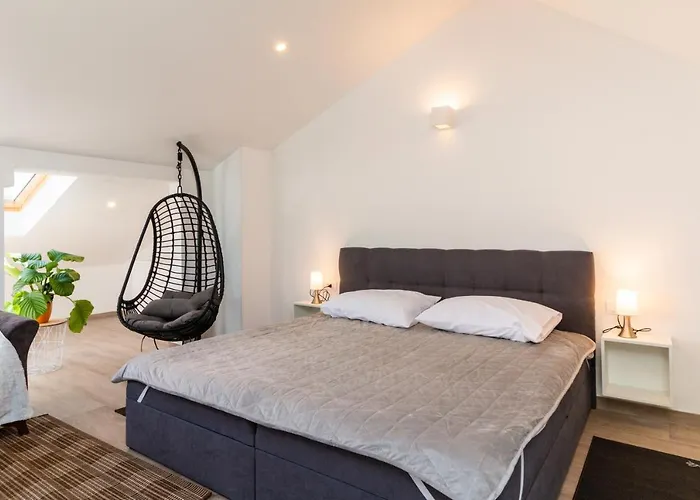 The One * Σπλιτ