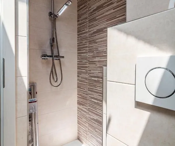 The One Split