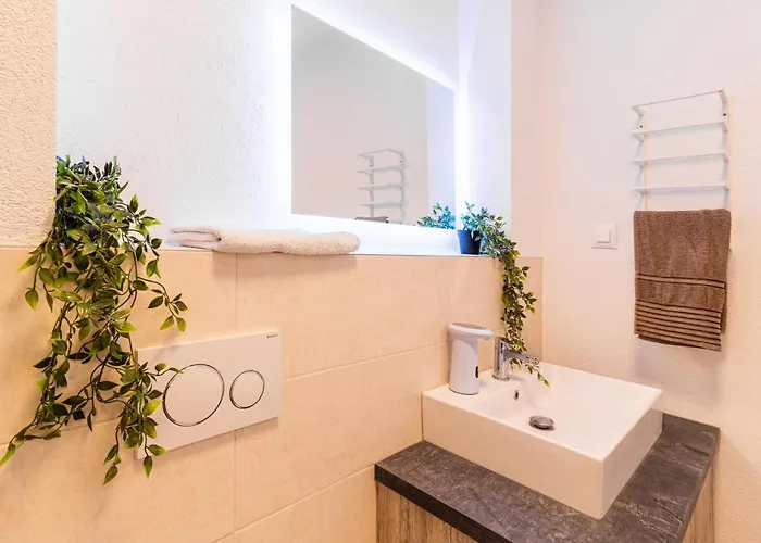 The One * Σπλιτ